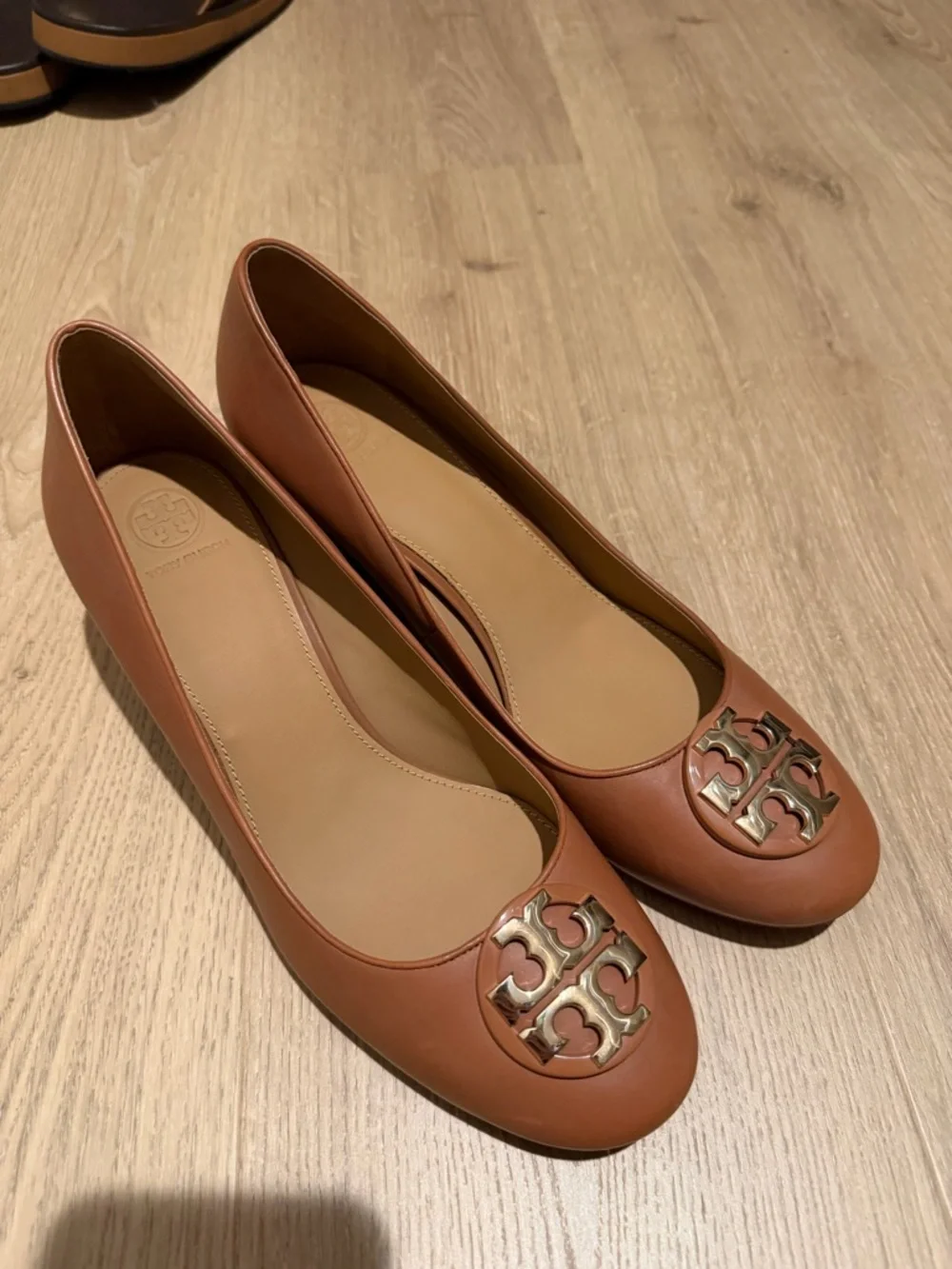 Tory Burch Tan Leather Logo Ballet Flats